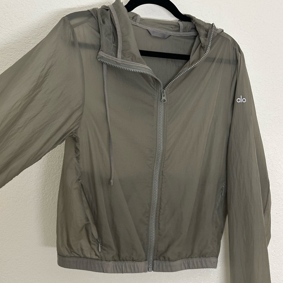 ALO Yoga Catch The Light Jacket Sterling Zip Hoodie Size S/M - Picture 9 of 14